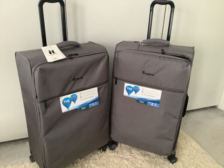 Brand new lightweight suitcase on 4 wheels £35 each no offers 