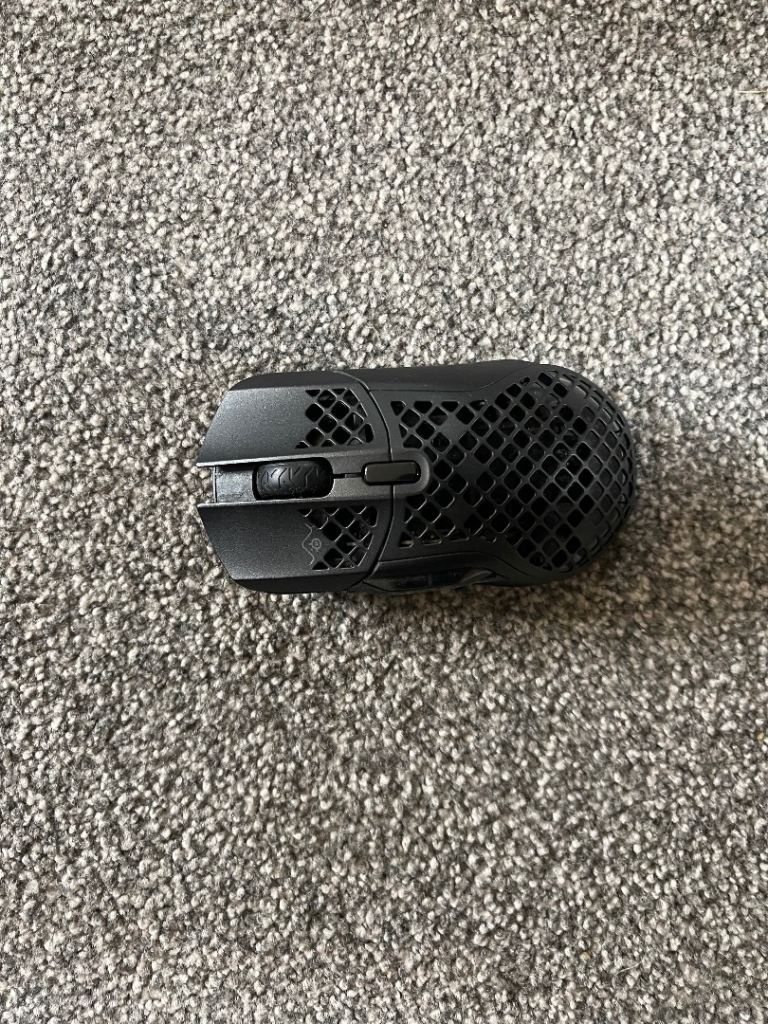 SteelSeries Aerox 5 Wireless Gaming Mouse - Black, Good Condition
