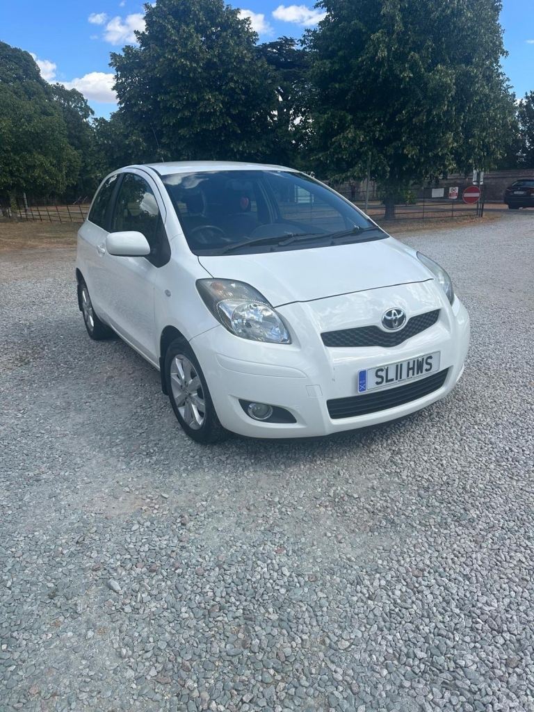Toyota, YARIS, Hatchback, 2011, Manual, 1329 (cc), 3 doors