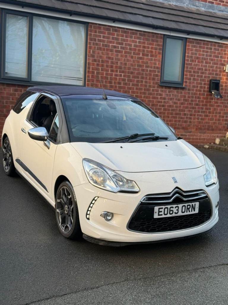 Citroen, DS3, Convertible, 2013, Manual, 1598 (cc), 3 doors