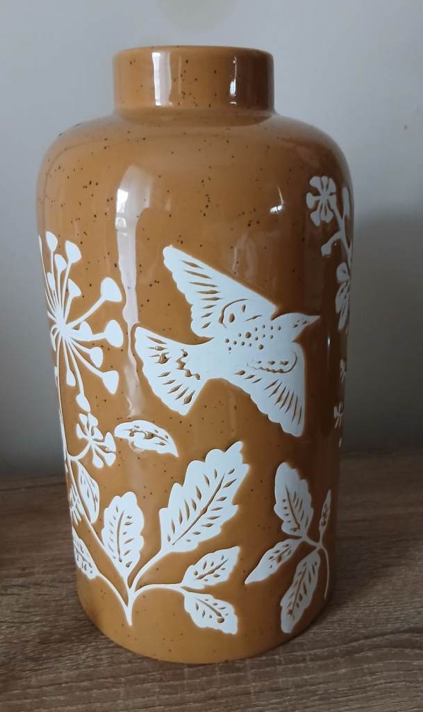 Dunelm ceramic vase 