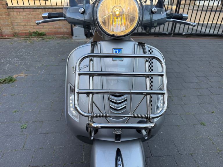 Piaggio, VESPA, 2018, 124 (cc)