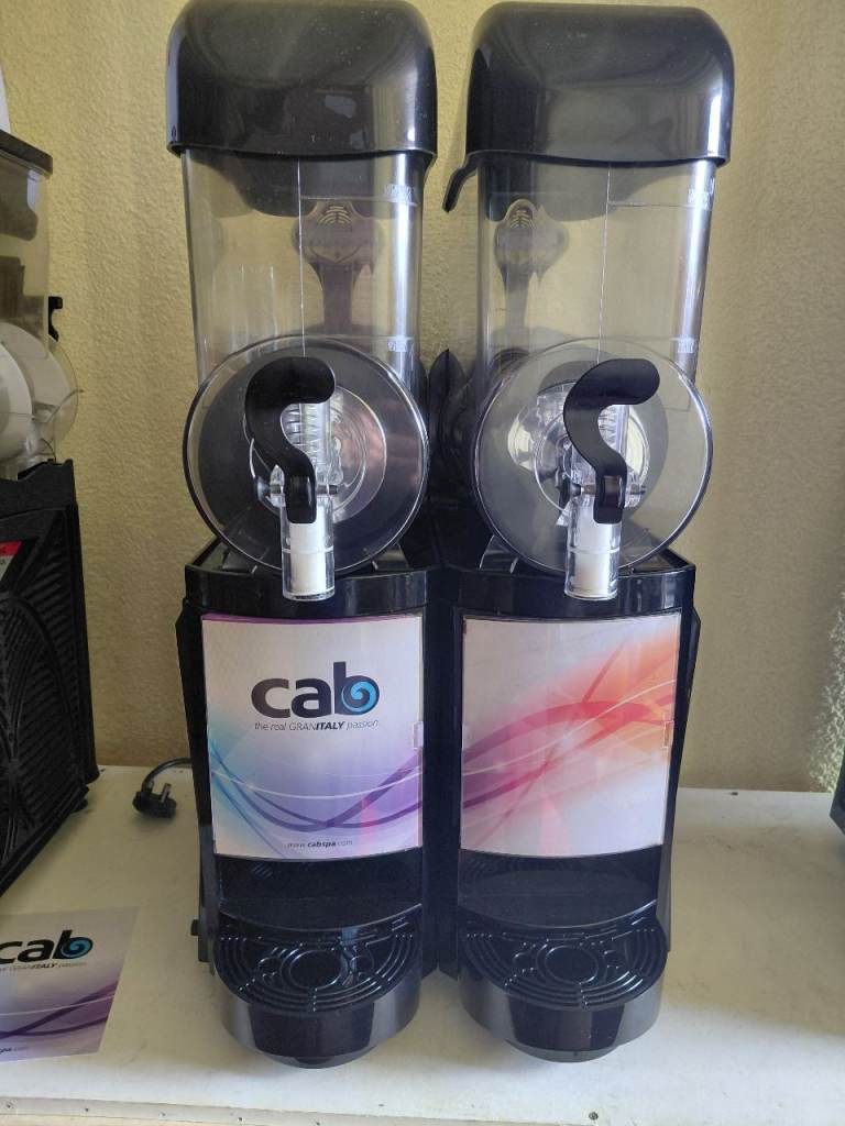 CAB Skyline 2 Slush Machine – Good Condition, Double Bowl