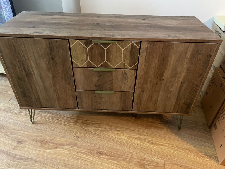 Sideboard 