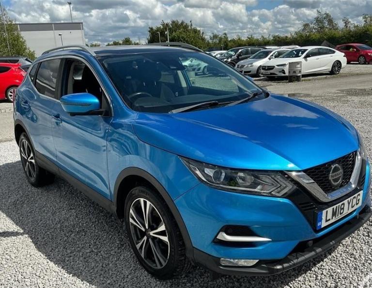 2018 Nissan Qashqai 1.2 DiG-T N-Connecta 5dr ++ PANROOF / NAV / CAMERA / ULEZ ++ HATCHBACK Petrol...