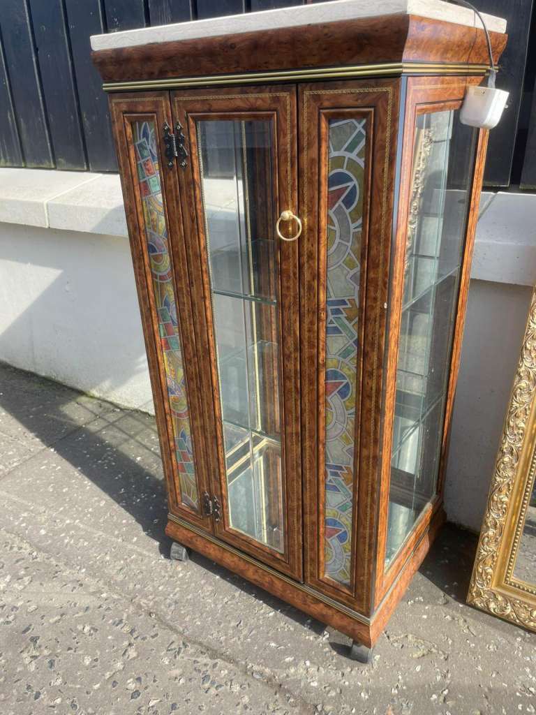 Vintage style Italian made marble top display cabinet £85 excellent condition 