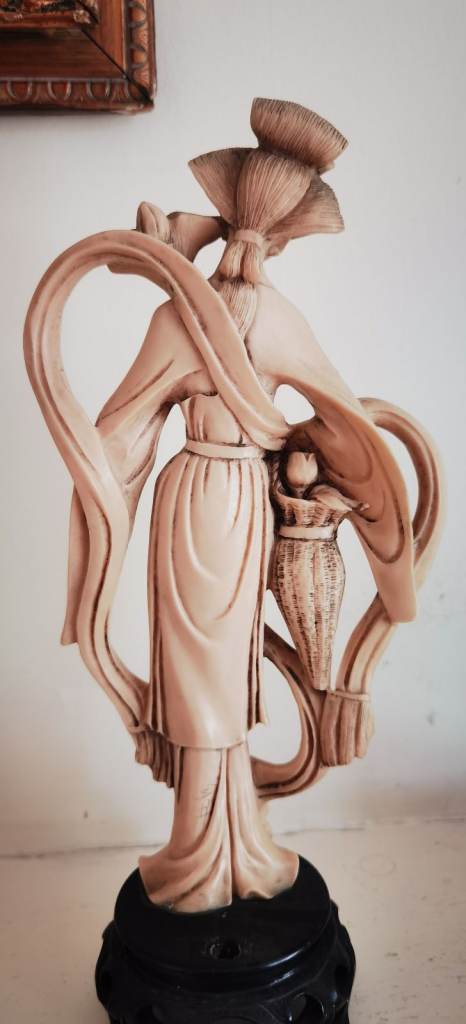 Vintage Asian Chinese Lady Geisha With Flowers, Tall Beige Figurine £8