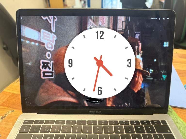 Apple Macbook Air LCD 13” A1932 for Spare Parts and Repairs (Read Description)