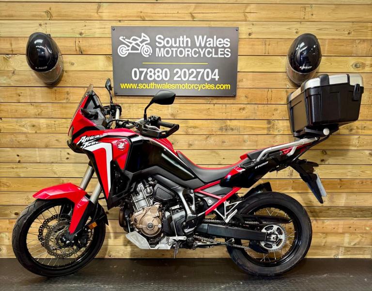 Honda CRF1100 Africa Twin : 2020 (70) model : ONLY 4927 MILES 