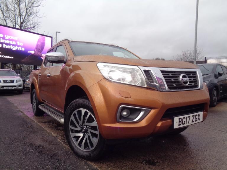 2017 Nissan Navara Double Cab Pick Up Tekna 2.3dCi 190 4WD Auto PICK UP Diesel Automatic