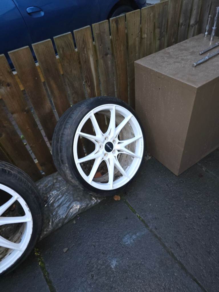 5x108 225/35/19 alloys