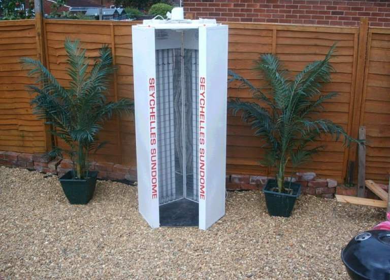 Stand up Vertical Sunbed .