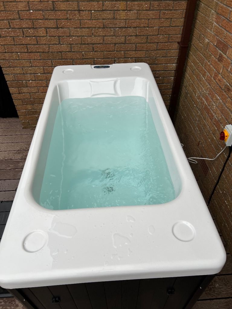 Cold Water Therapy Tub 🥶 (Ex Display)