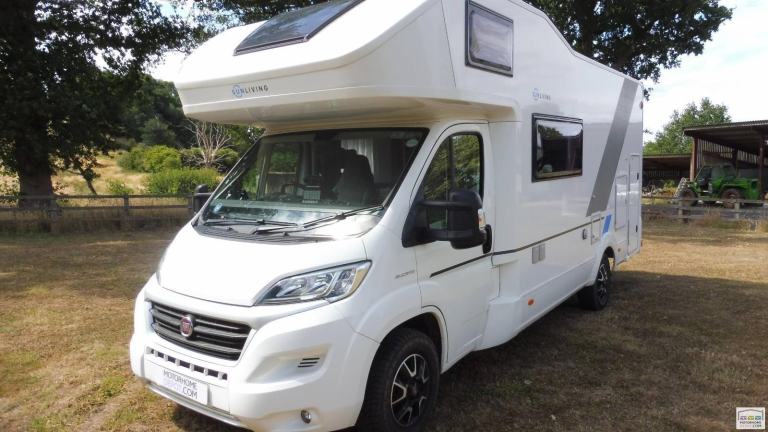 Sun Living A70DK 7 berth 7 belt motorhome for sale