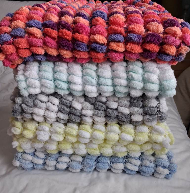 5 pom pom babies blankets 