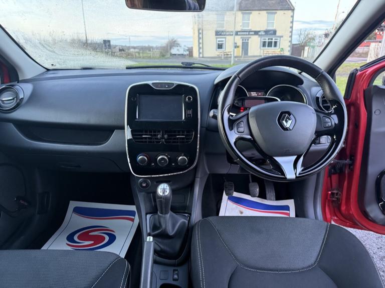 RENAULT CLIO 1.2 Dynamique MediaNav 1.2 16V 75 2015