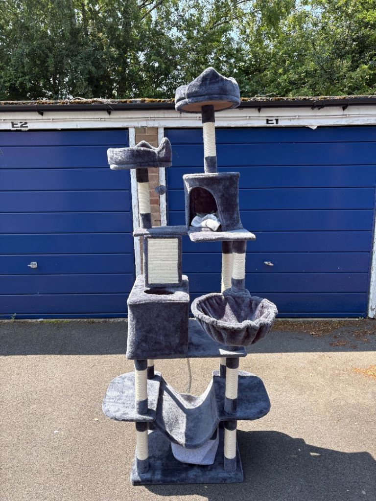 CAT TREE FOR SALE 