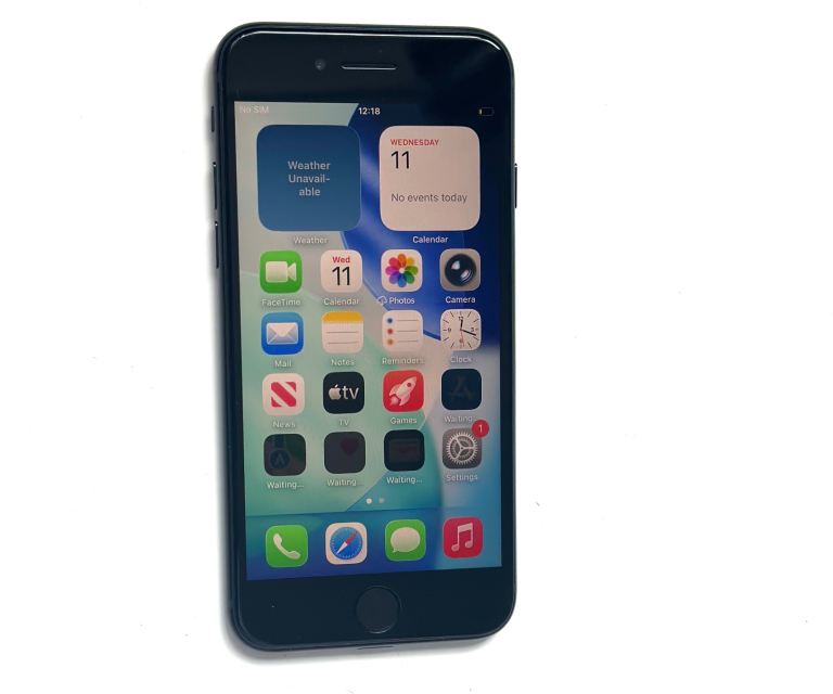iPhone Se 3rd Gen 100% Battery