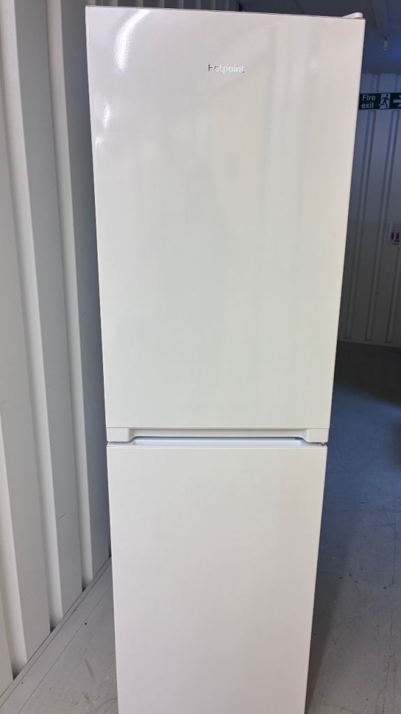 Hotpoint HBNF 55181 W UK 1 Fridge Freezer - White, As Good As New