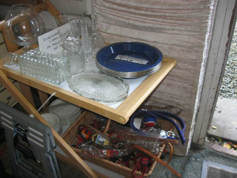 image for MODERN 2 TIER TEA - DRINKS TROLLEY. IN GOOD ORDER. VIEWING - COLLECTION
