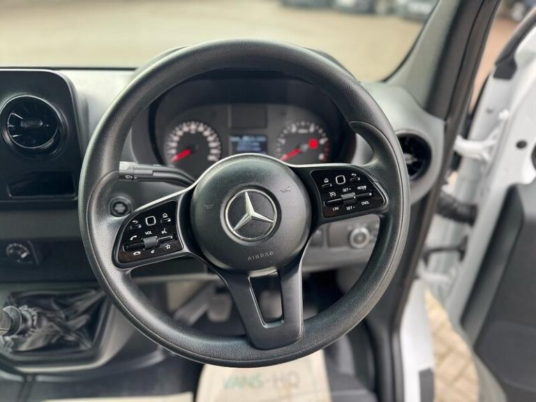 2022 Mercedes-Benz Sprinter 3.5t Progressive Chassis Cab CHASSIS CAB DIESEL Manual