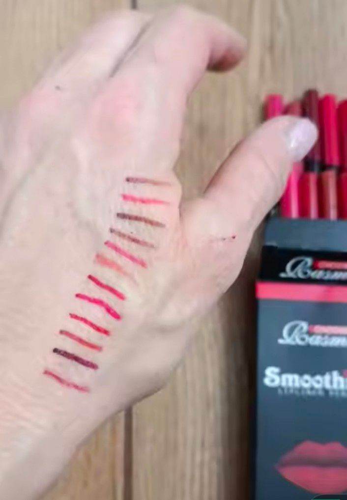 Lip liner 12 pieces 