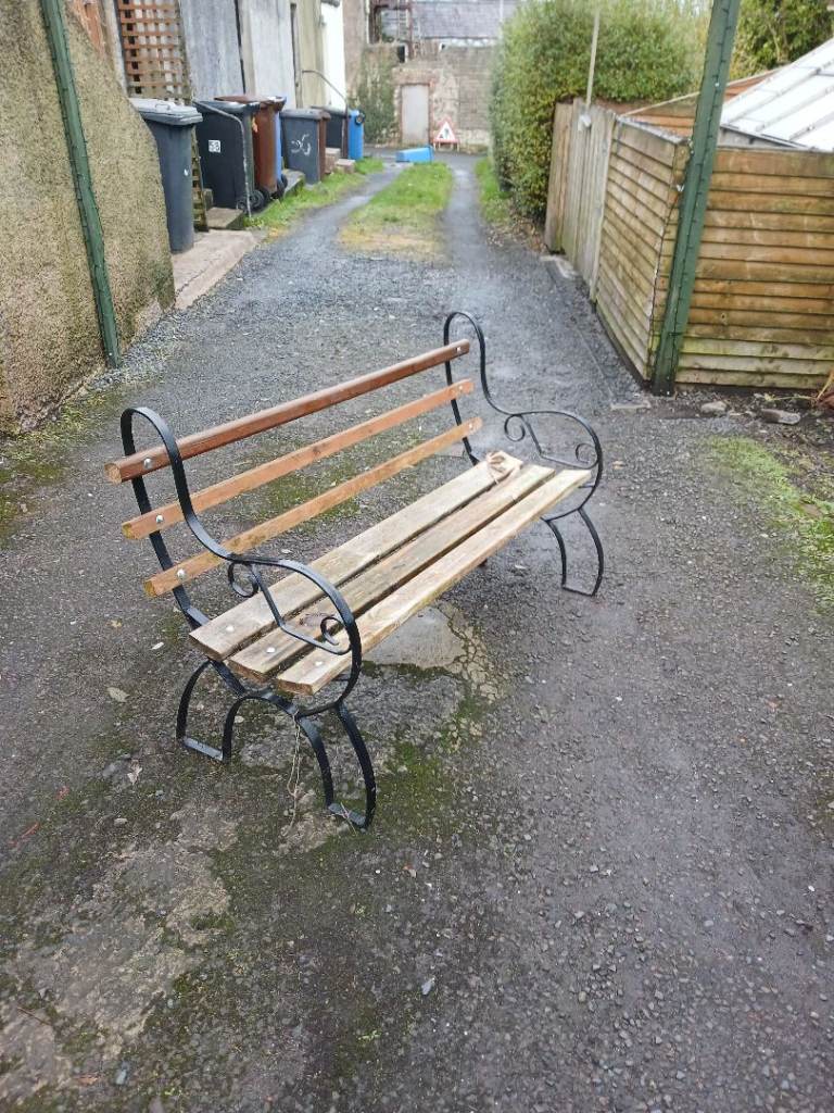 Garden bench seat