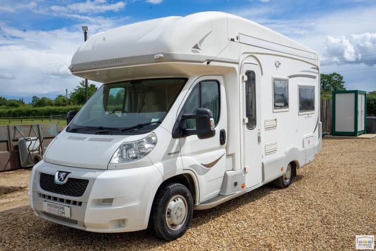 2007 Autosleepers Sigma EL - 4 Berth Coach built motorhome with U-Shaped Lounge