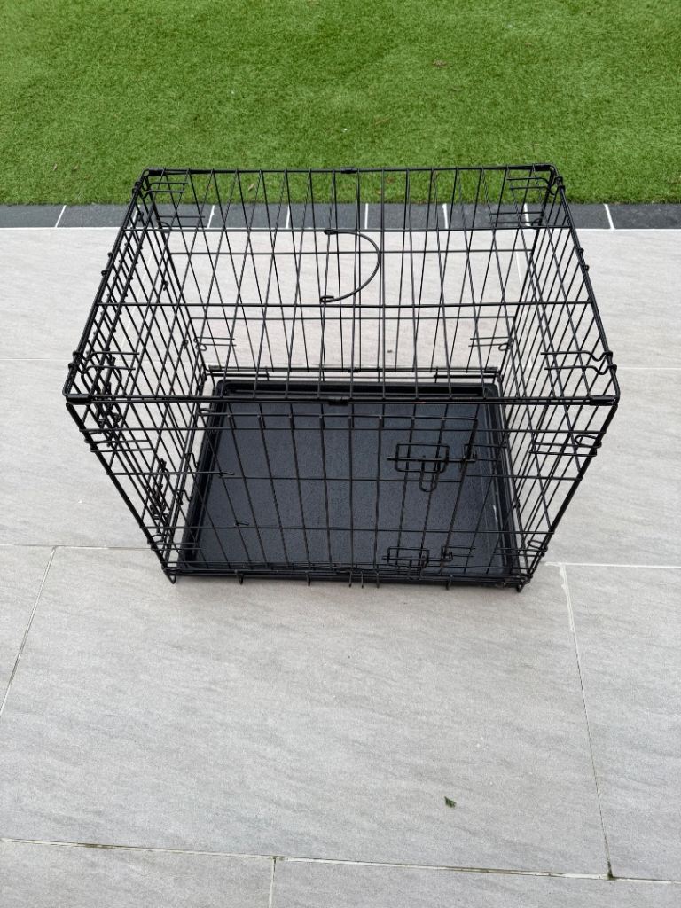 Dog cage. Free. Pick up only