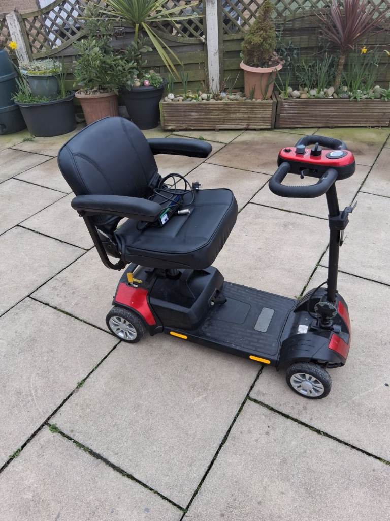 mobility scooter fits in boot of car in good used condition