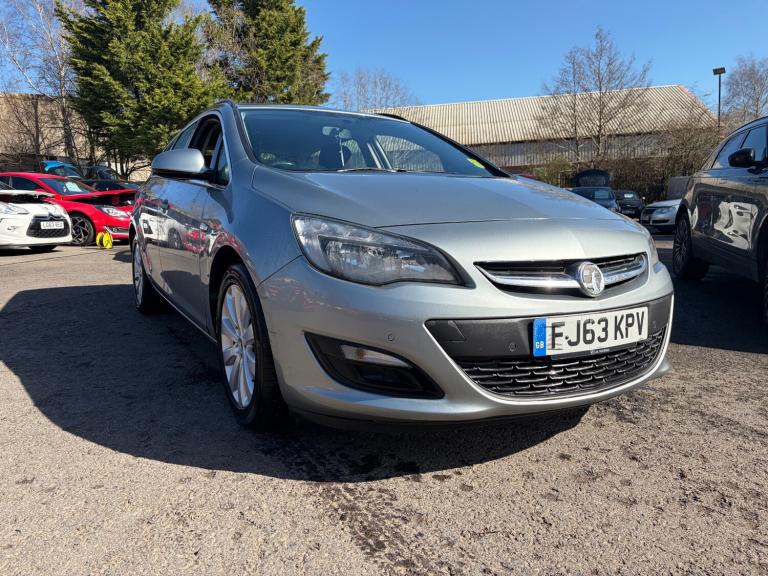 2013 Vauxhall Astra 1.7 CDTi 16V ecoFLEX Tech Line 5dr [105g/km] [SS] ESTATE Diesel Manual