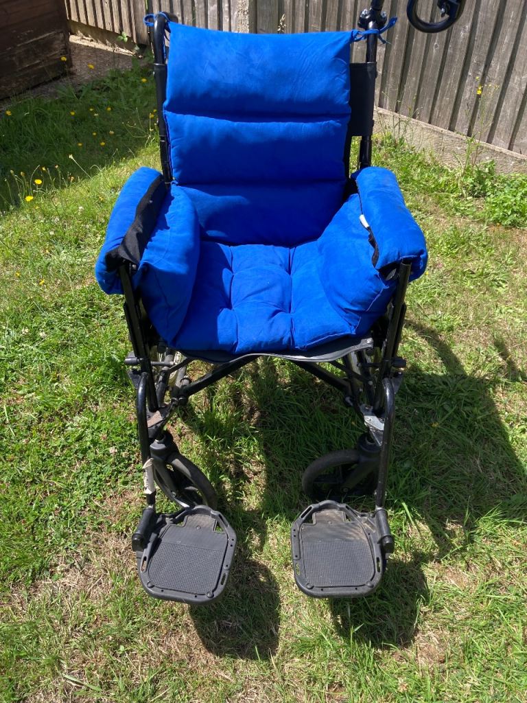  Wheelchair with Padding Excellent condition 