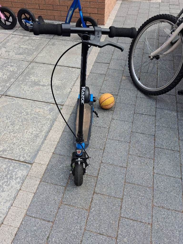 Razor s85 electronic scooter 