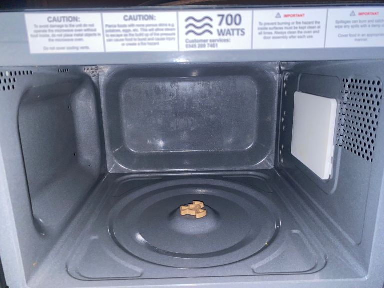 Moving sales! Essential kitchen equipments!!! FREE GIFT!!!!