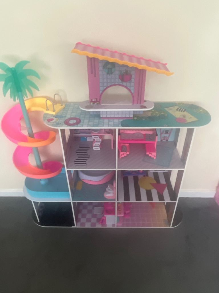 LOL Large Kids Dollhouse with Slide and Accessories – Good Condition