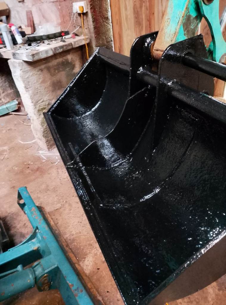 53 Inch Digger Bucket