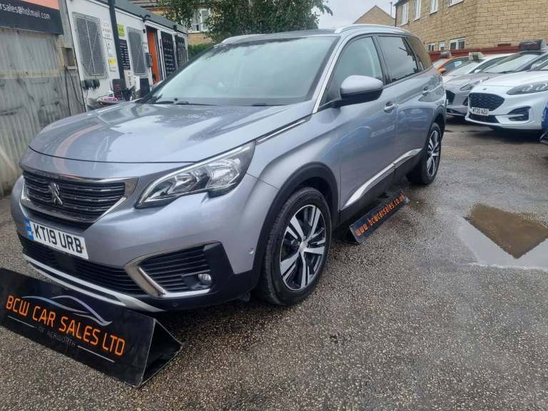 2019 Peugeot 5008 1.2 PureTech Allure Euro 6 (s/s) 5dr HATCHBACK Petrol Manual
