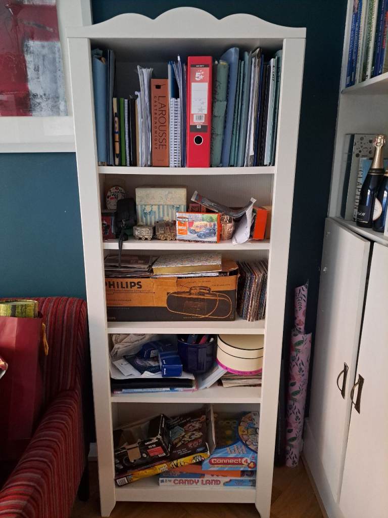 IKEA White Wooden Bookcase with Scalloped Top – Good Condition