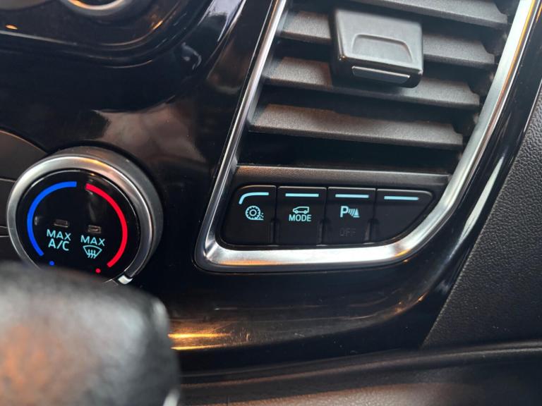 2020 Ford Transit Custom 2.0 300 EcoBlue Limited Crew Van Auto L1 H1 Euro 6 (s/s) 5dr (6 Seat) PA...