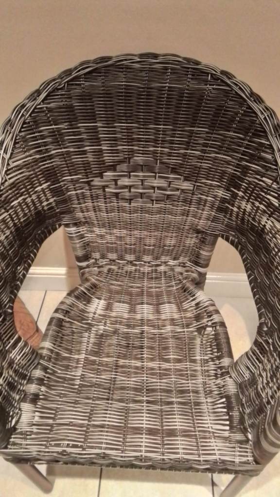 NEW WICKER CHAIR 