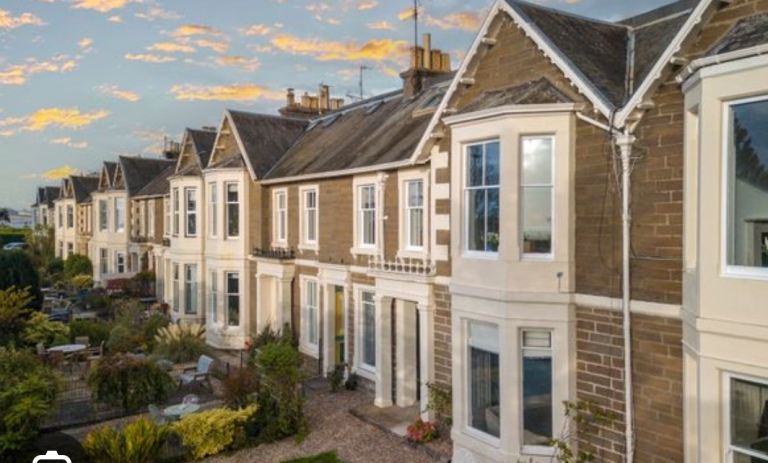 Beach front flat to rent in Broughty Ferry