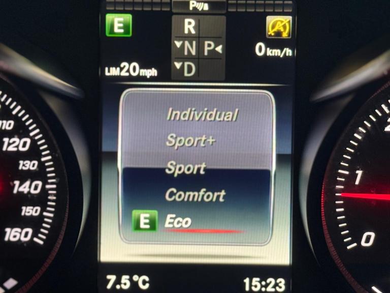 2015 Mercedes-Benz C Class 2.1 C220d AMG Line (Premium Plus) 7G-Tronic+ Euro 6 (s/s) 4dr SALOON D...