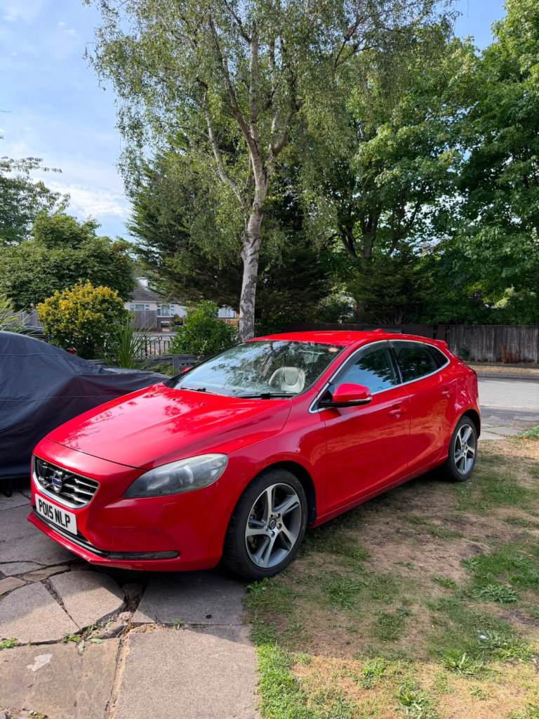Volvo, 2015, 1590 (cc)