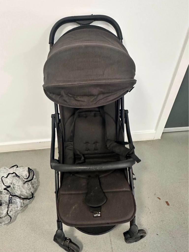 MiniUno Touch-fold Compact Travel Stroller - Black with Rain Cover