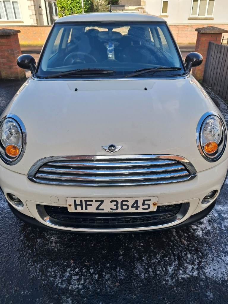Bavarian Mini HATCHBACK, Hatchback, 2011, Manual, 1598 (cc), 3 doors
