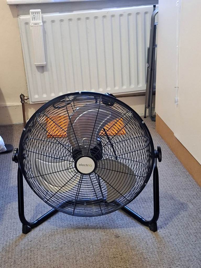 STALWART Black Floor Fan – Good Condition