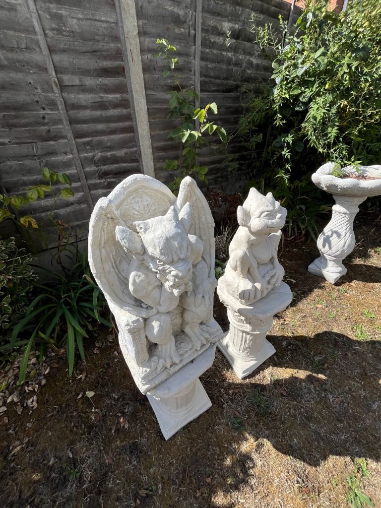 Pair of Stone Gargoyle Garden Ornaments – Good Condition