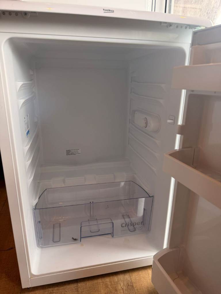 Beko Under Counter Fridge – Excellent Condition – Full Working Order
