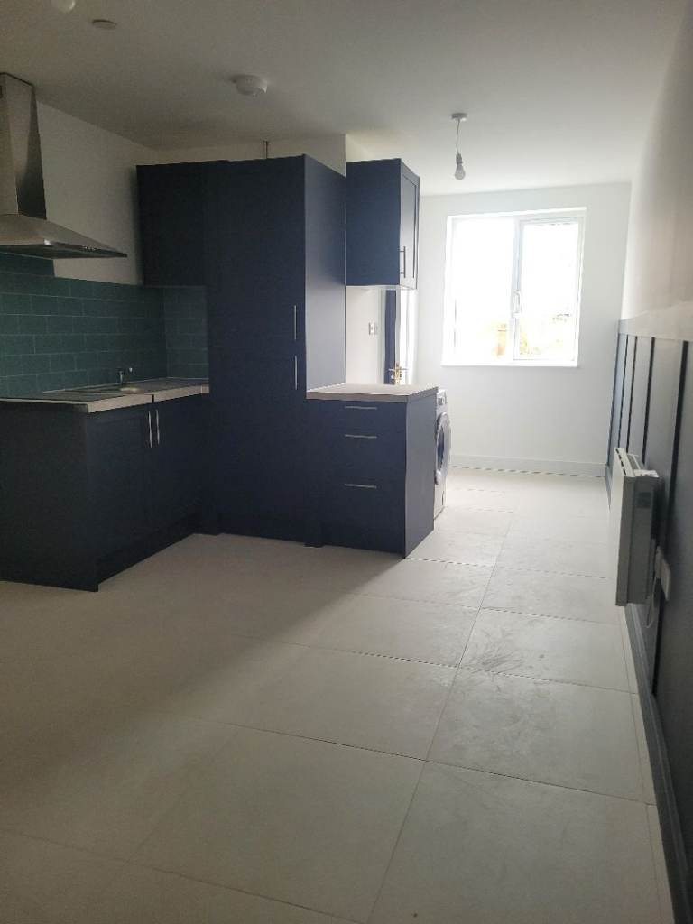 One bed flat, studios