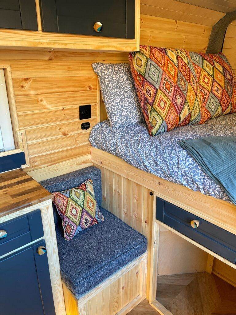 Stunning coach built conversion,  off grid ready 